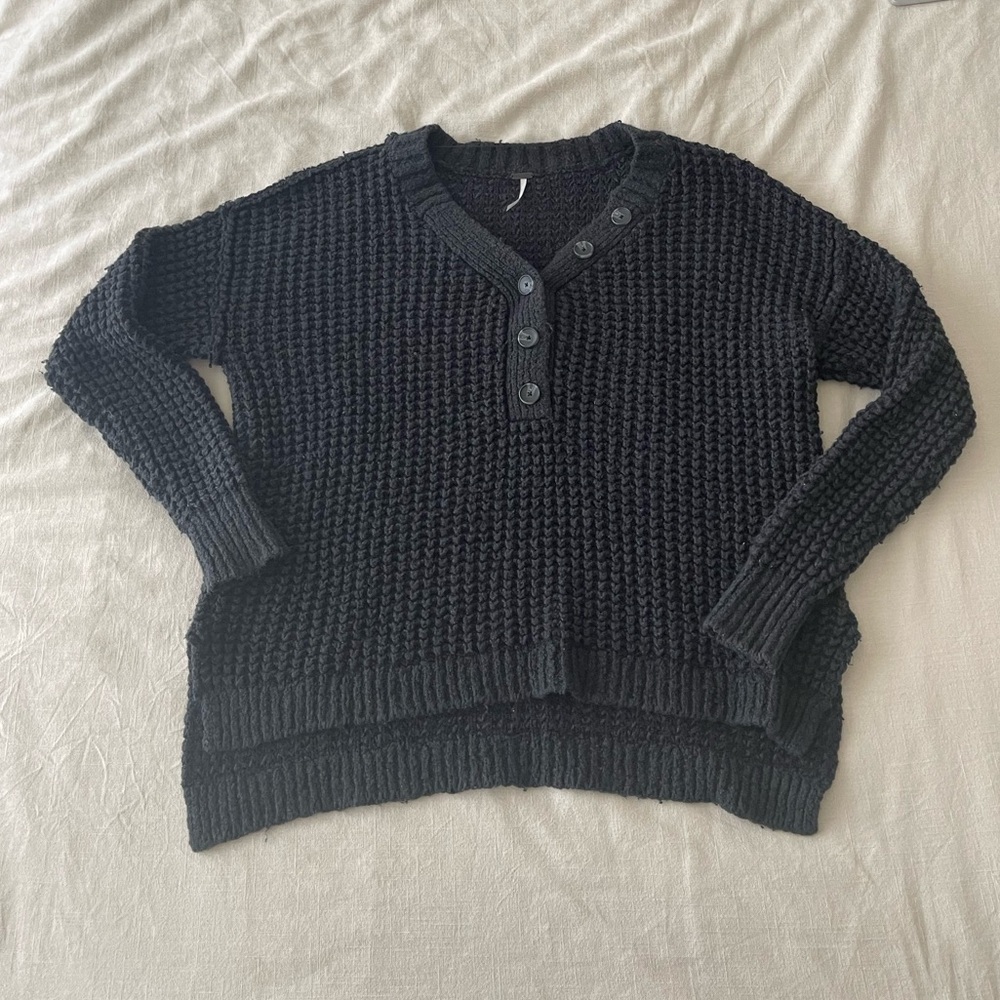 Free People Whistle Thermal Henley in Washed Black - M